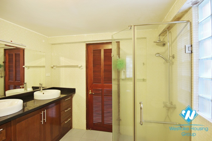 A charming Tay Ho house with nice outdoor space and swimming pool